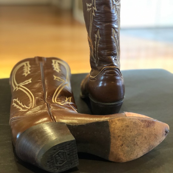 Tony Lama Cowboy Boots - Picture 10 of 10